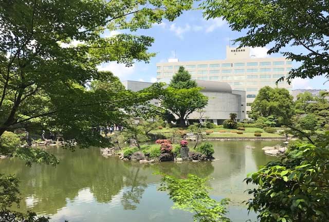 墨田、旧安田庭園の大名庭園